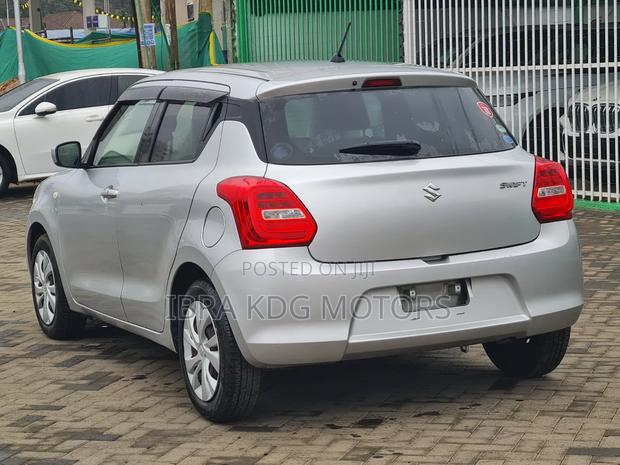 Suzuki Swift 2019 Silver