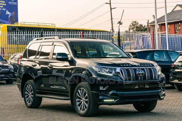 Toyota Land Cruiser Prado 2021 Black