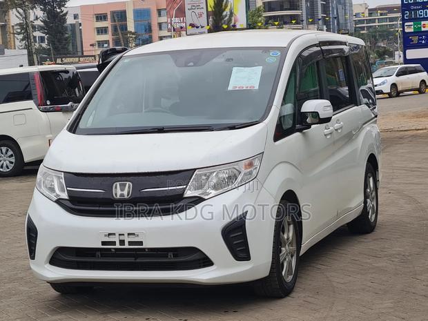 Honda Stepwgn 2019 White