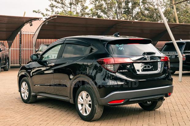 Honda Vezel 2019 Black