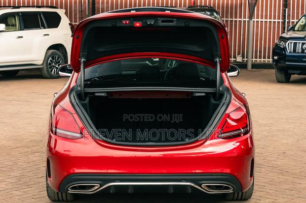 Mercedes-Benz C200 2019 Red