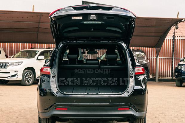 Toyota Harrier 2019 Black