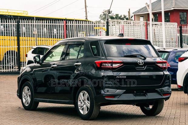 Toyota Raize 2020 Black