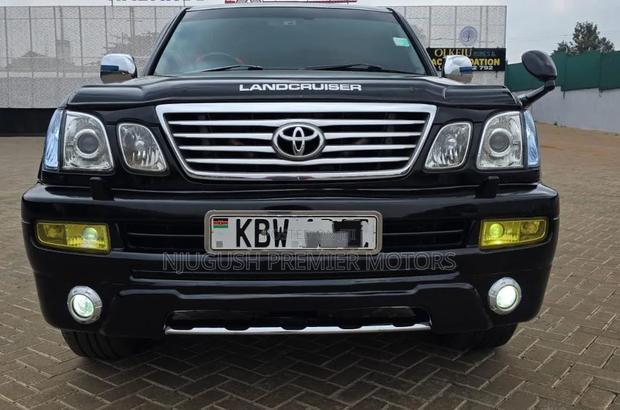 Toyota Land Cruiser 2007 Black