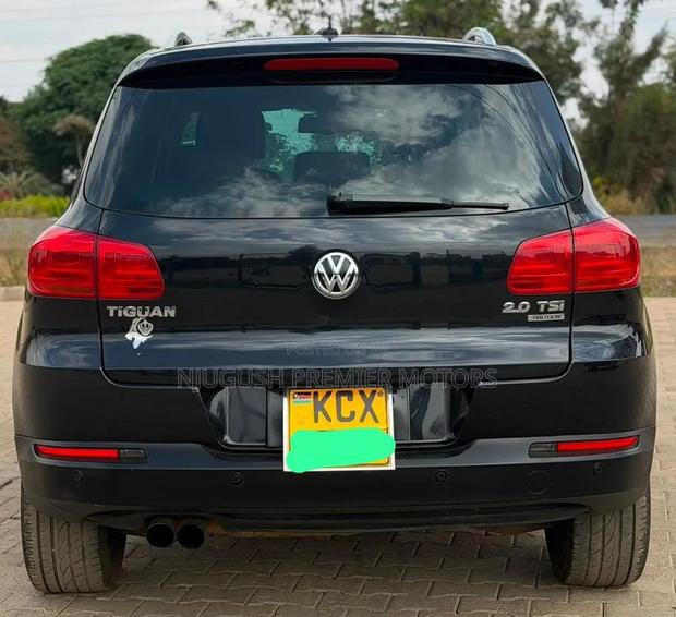 Volkswagen Tiguan 2012 Black