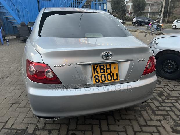 Toyota Mark X 2005 Silver