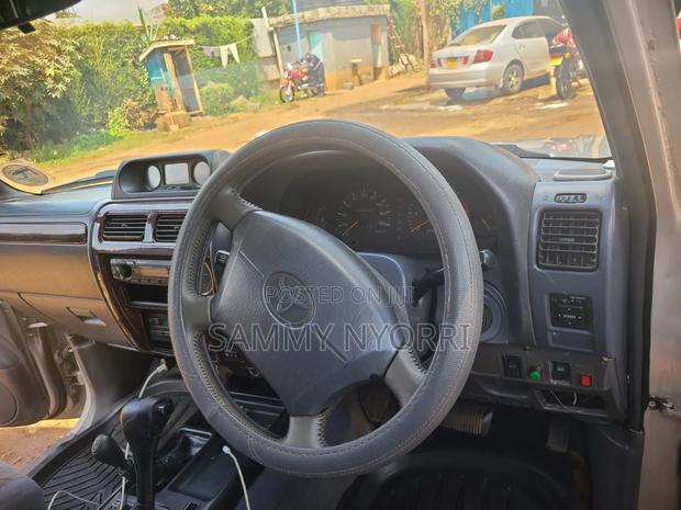 Toyota Land Cruiser Prado 2003 Beige