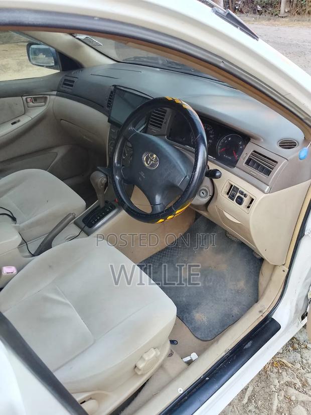 Toyota Corolla 2006 White