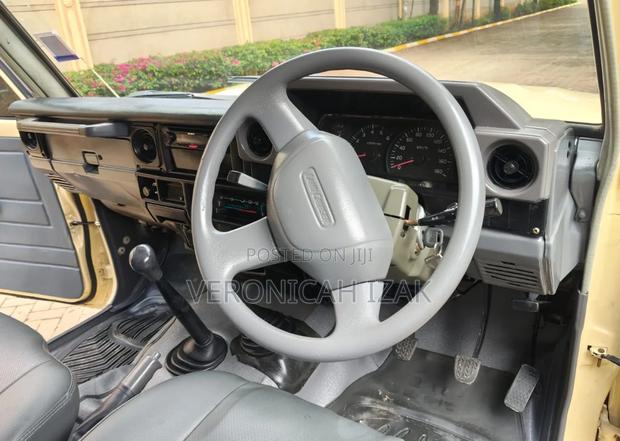 Toyota Land Cruiser 2008 Beige