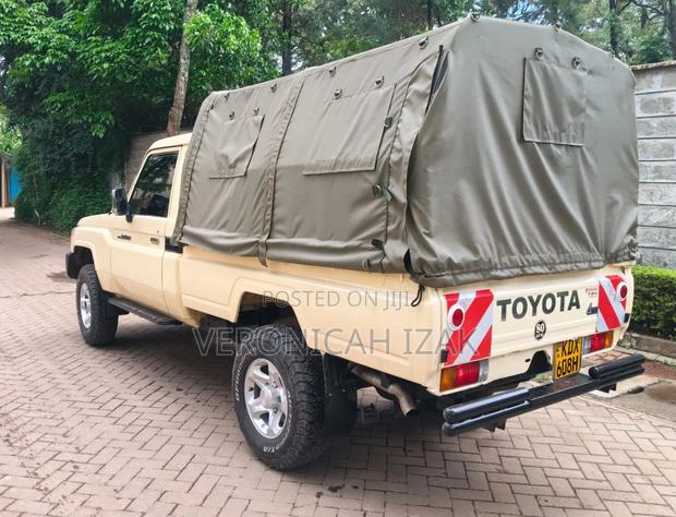 Toyota Land Cruiser 2008 Beige
