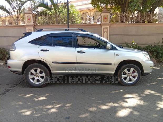 Toyota Harrier 2004 Silver