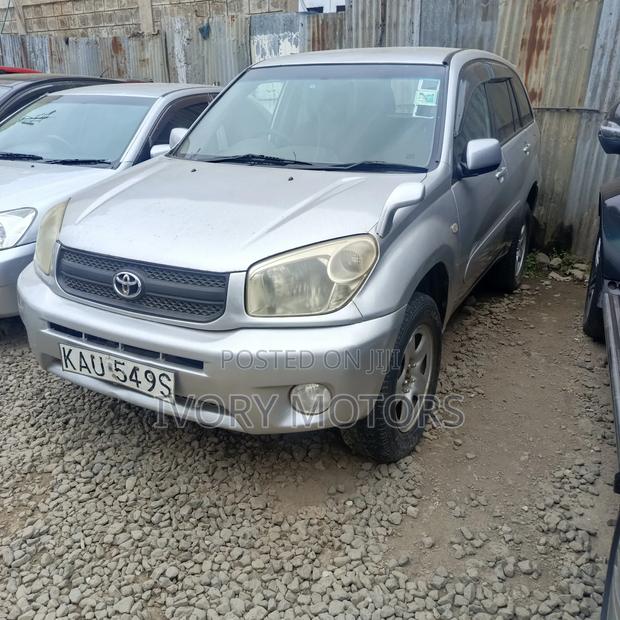 Toyota RAV4 Automatic 2000 Silver