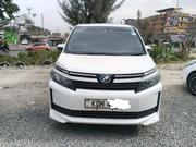 Toyota Voxy 2017 White for sale