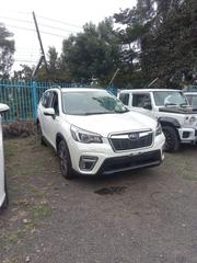 Subaru Forester Premium AWD 2019 White for sale