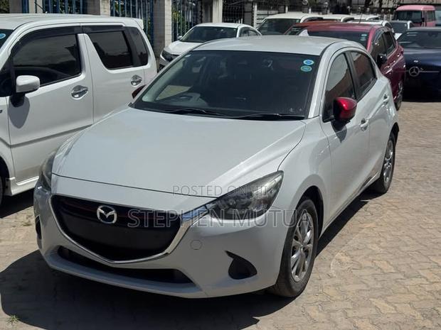 Mazda Demio 2019 White