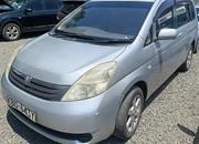 Toyota ISIS 2006 Gray for sale
