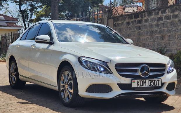 Mercedes-Benz C200 2016 White