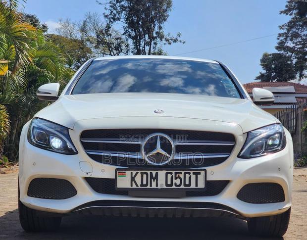 Mercedes-Benz C200 2016 White