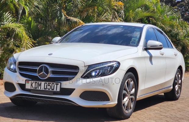 Mercedes-Benz C200 2016 White
