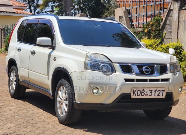 Nissan X-Trail 2013 White