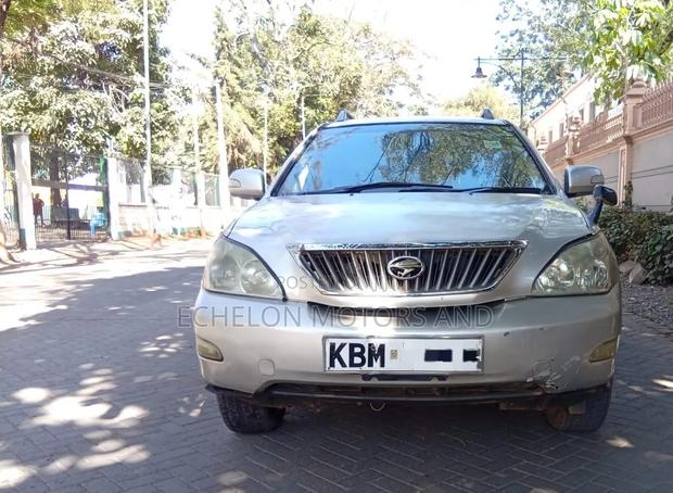 Toyota Harrier 2004 Silver