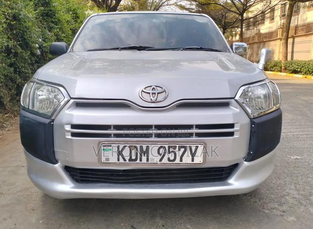 Toyota Probox 2017 Silver