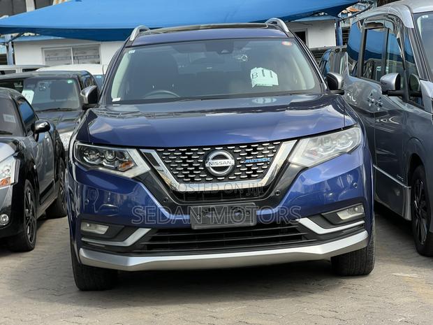 Nissan X-Trail 2019 Blue