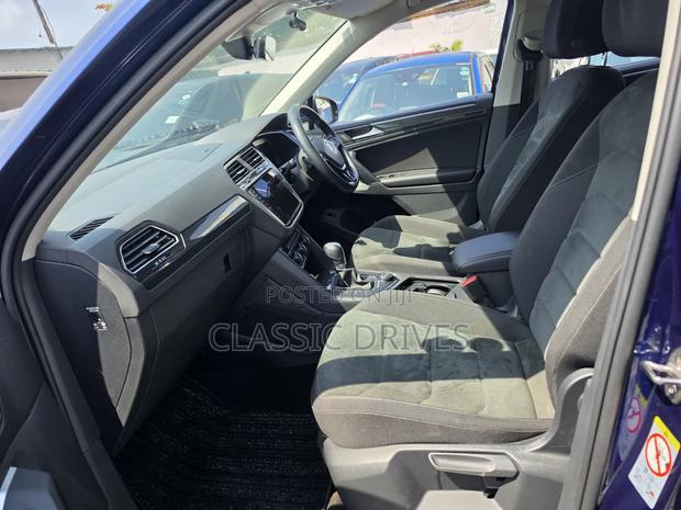 Volkswagen Tiguan 2019 Blue