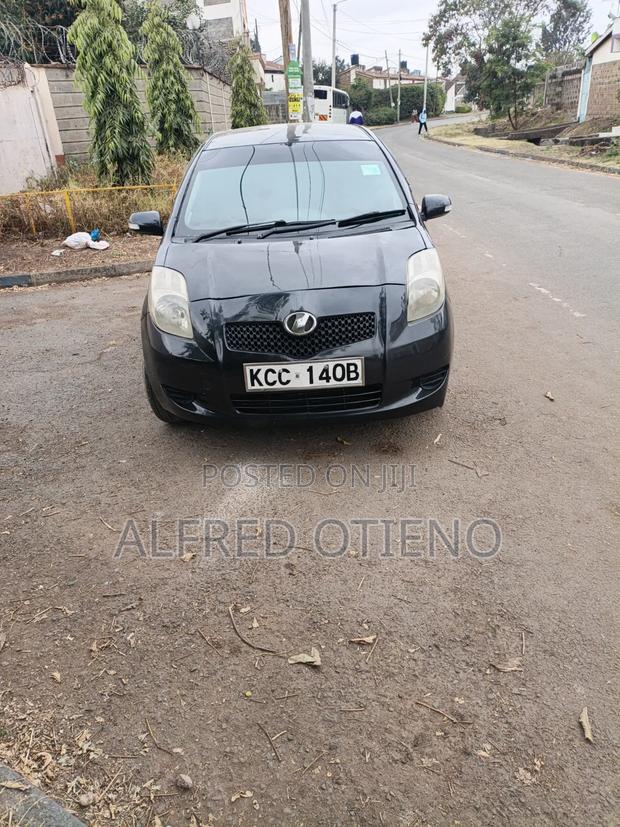 Toyota Vitz 2008 Black