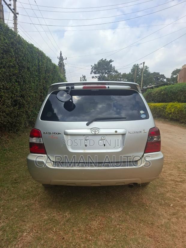 Toyota Kluger 2006 Silver