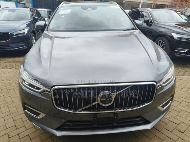 Volvo XC60 2019 Gray