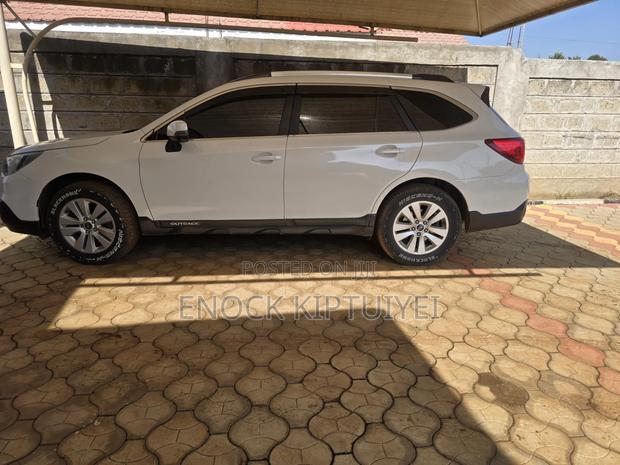 Subaru Outback 2015 Pearl