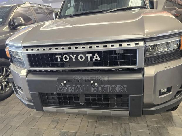 Toyota Land Cruiser Prado 2024 Silver