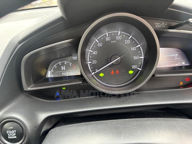 Mazda 2 2020 Silver