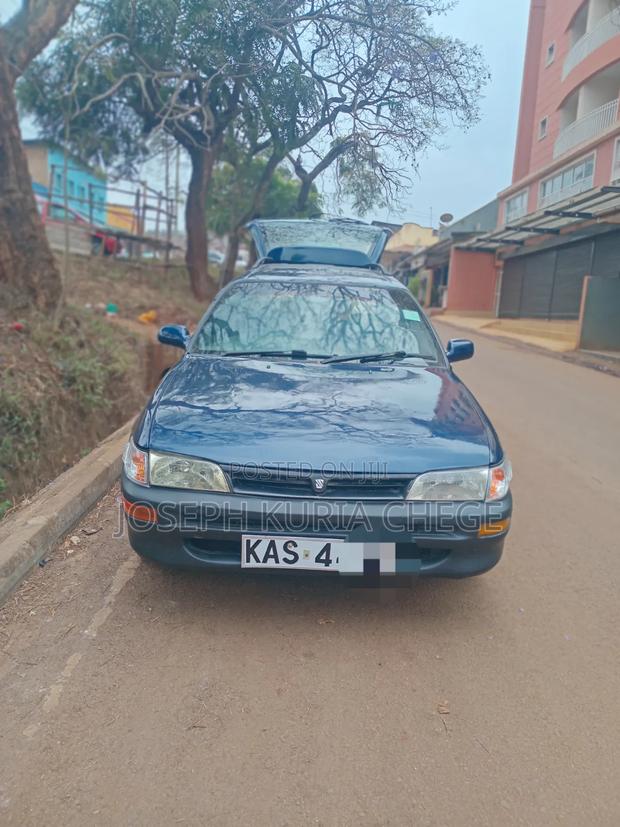 Toyota Corolla 1999 Blue