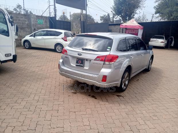 Subaru Outback 2013 Silver