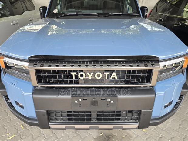Toyota Land Cruiser Prado 2023 Blue