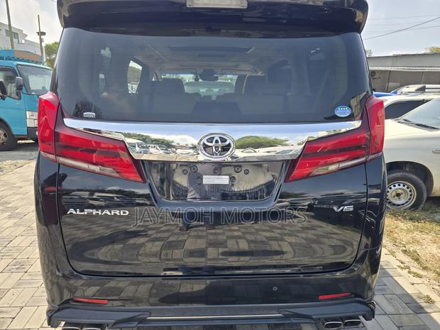 Toyota Alphard 2019 Black