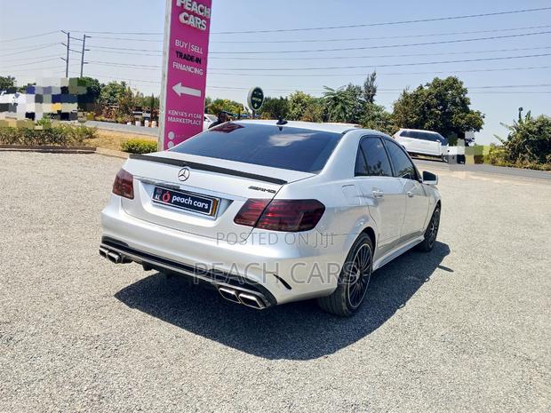 Mercedes-Benz E250 2010 Silver