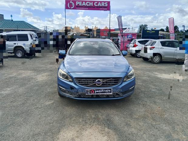 Volvo V60 2014 Blue