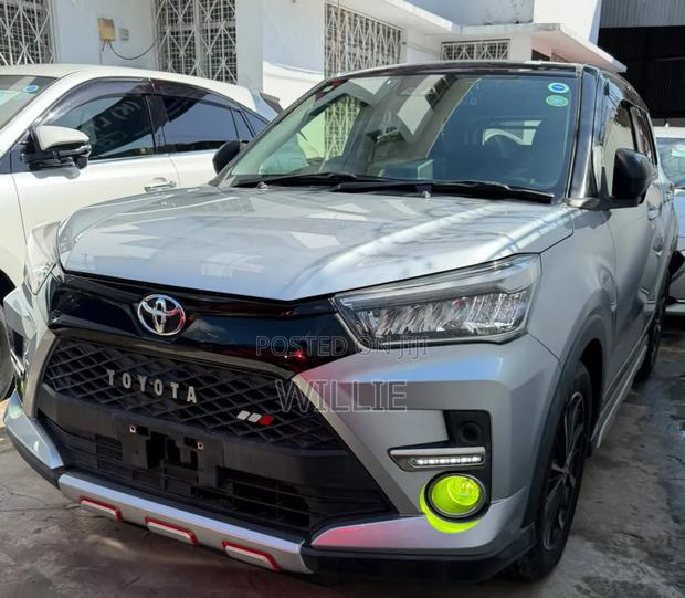 Toyota Raize 2020 Silver
