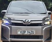 Toyota Voxy 2018 Silver for sale