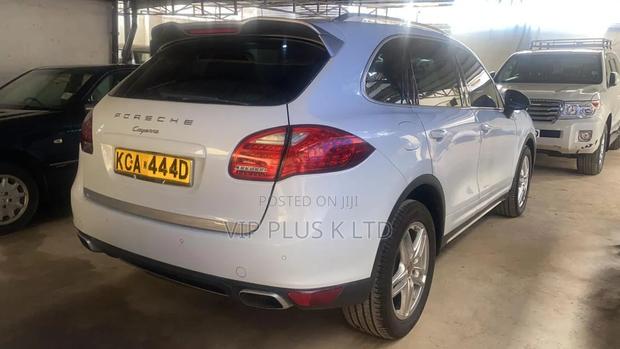 Porsche Cayenne 2014 White