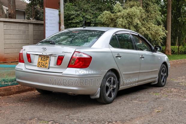Toyota Premio 2005 Silver
