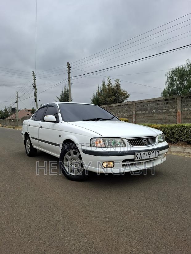 Nissan Sunny 2001 White
