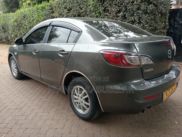 Mazda Axela 2012 Gray