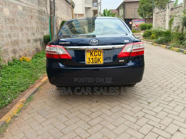 Toyota Premio 2010 Blue
