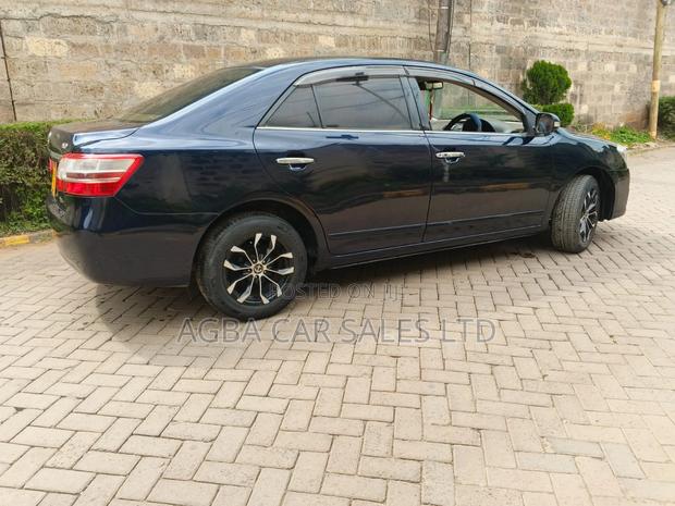 Toyota Premio 2010 Blue