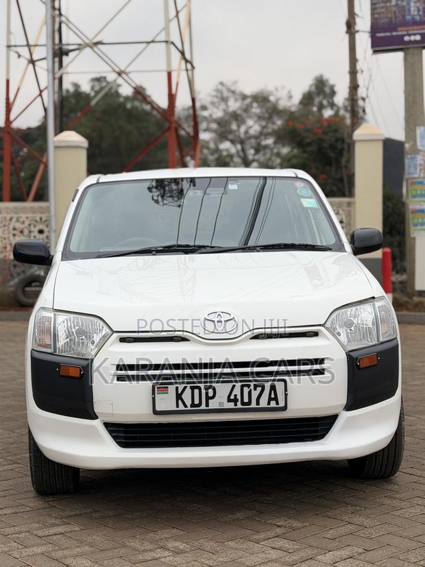 Toyota Probox 1.3 DX 2WD 2017 White