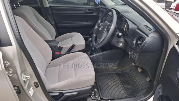 Toyota Axio 2015 Gray